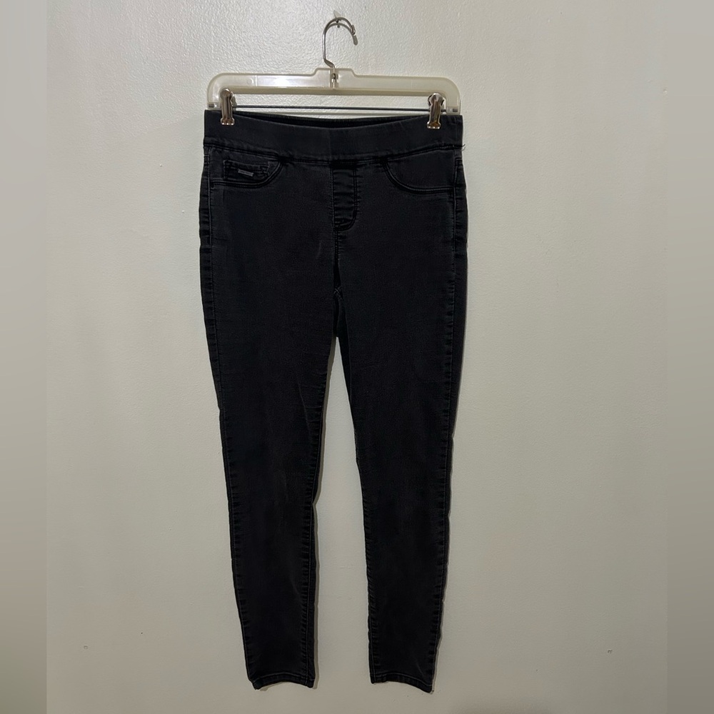 NINE WEST | PULL ON SKINNY JEANS, in Black, Size 4